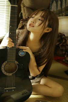 大学生美女沙龙